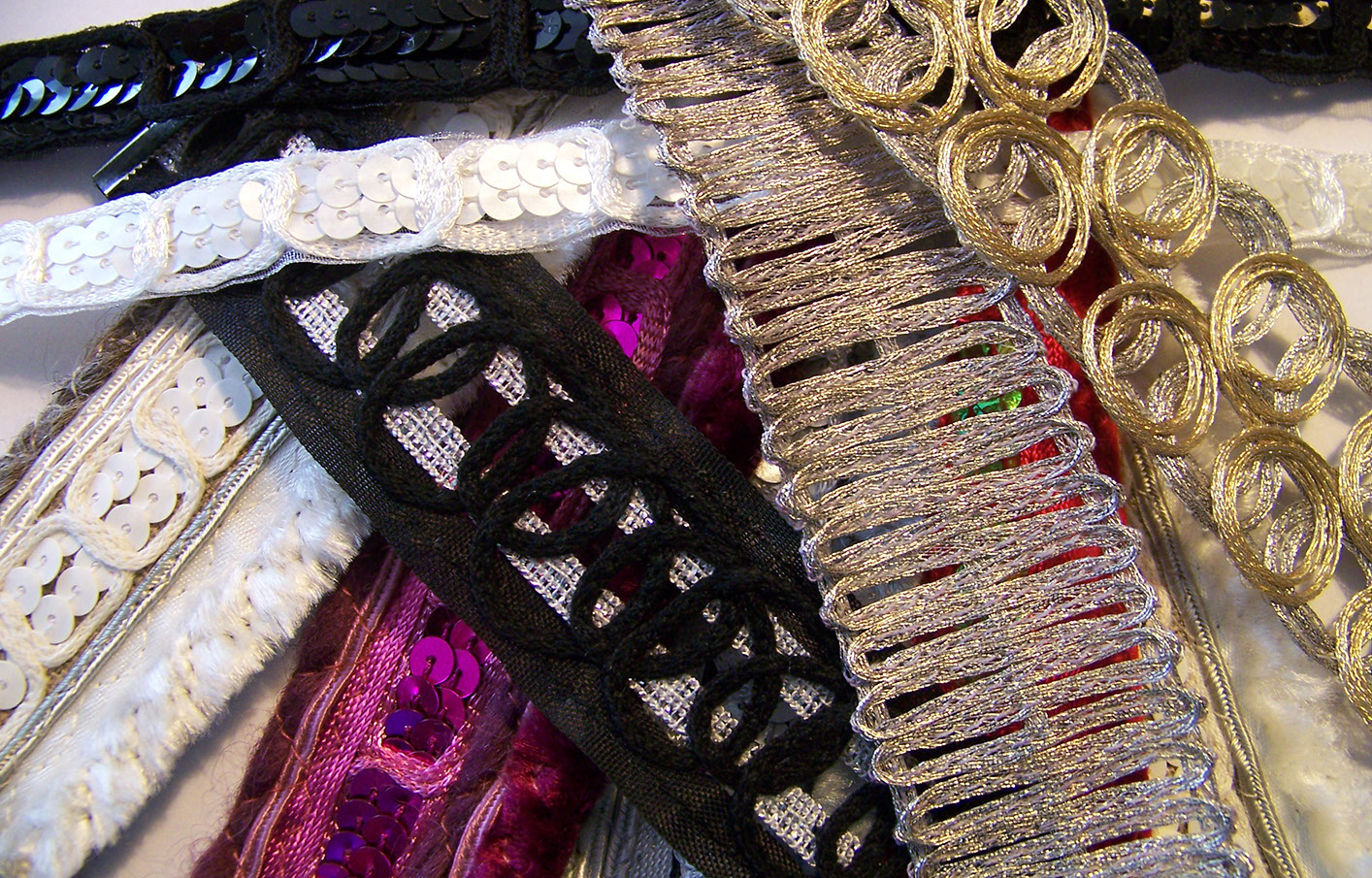 Sophie L / Bracelets brodés