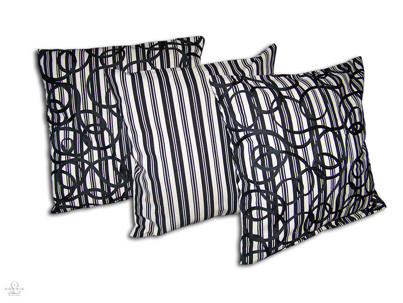 Sophie L / Bracelet brodé / Tanna