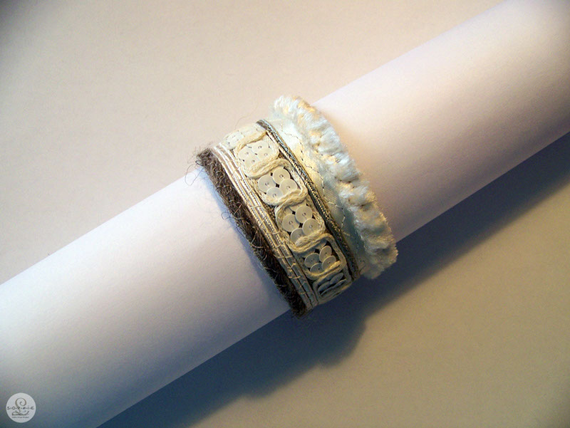 Sophie L / Bracelet brodé / Erromango Ivoire