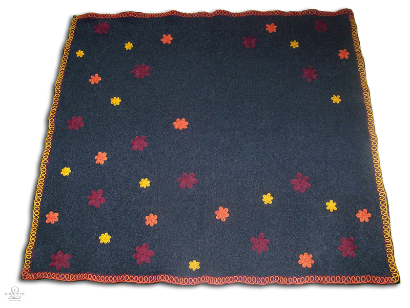 Sophie L / Bracelet brodé / Tanna